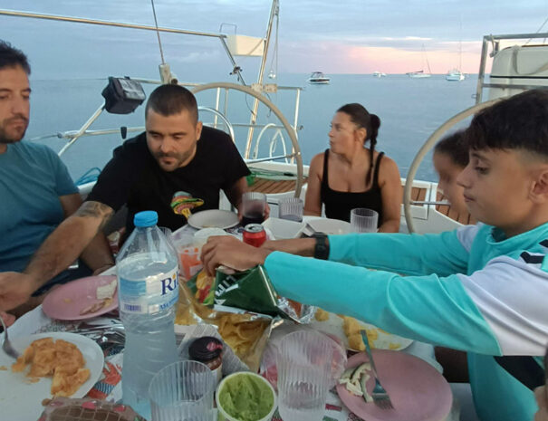 private boat tours for families in lloret