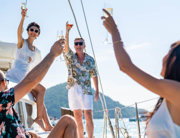 Team Building costa brava with coworkers