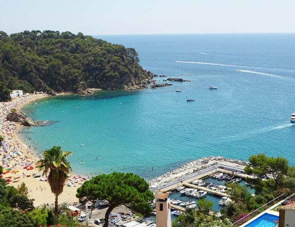 Tours and boat trips from Canyelles, Lloret