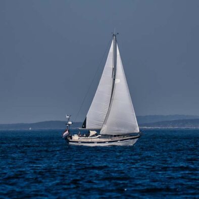 sailing with a professional skipper in blanes