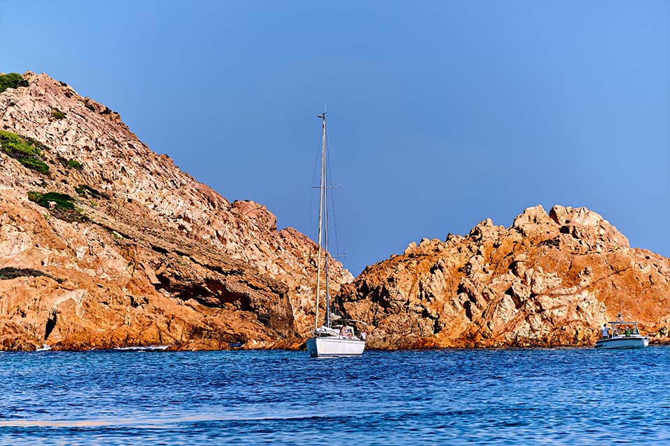 rental holidays over a vessel